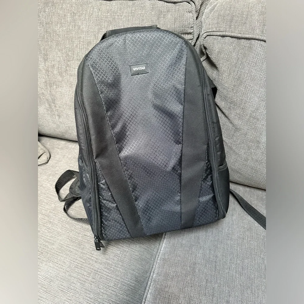 Vivitar Large Photo/Video Backpack. Excellent condition. - Picture 2 of 8